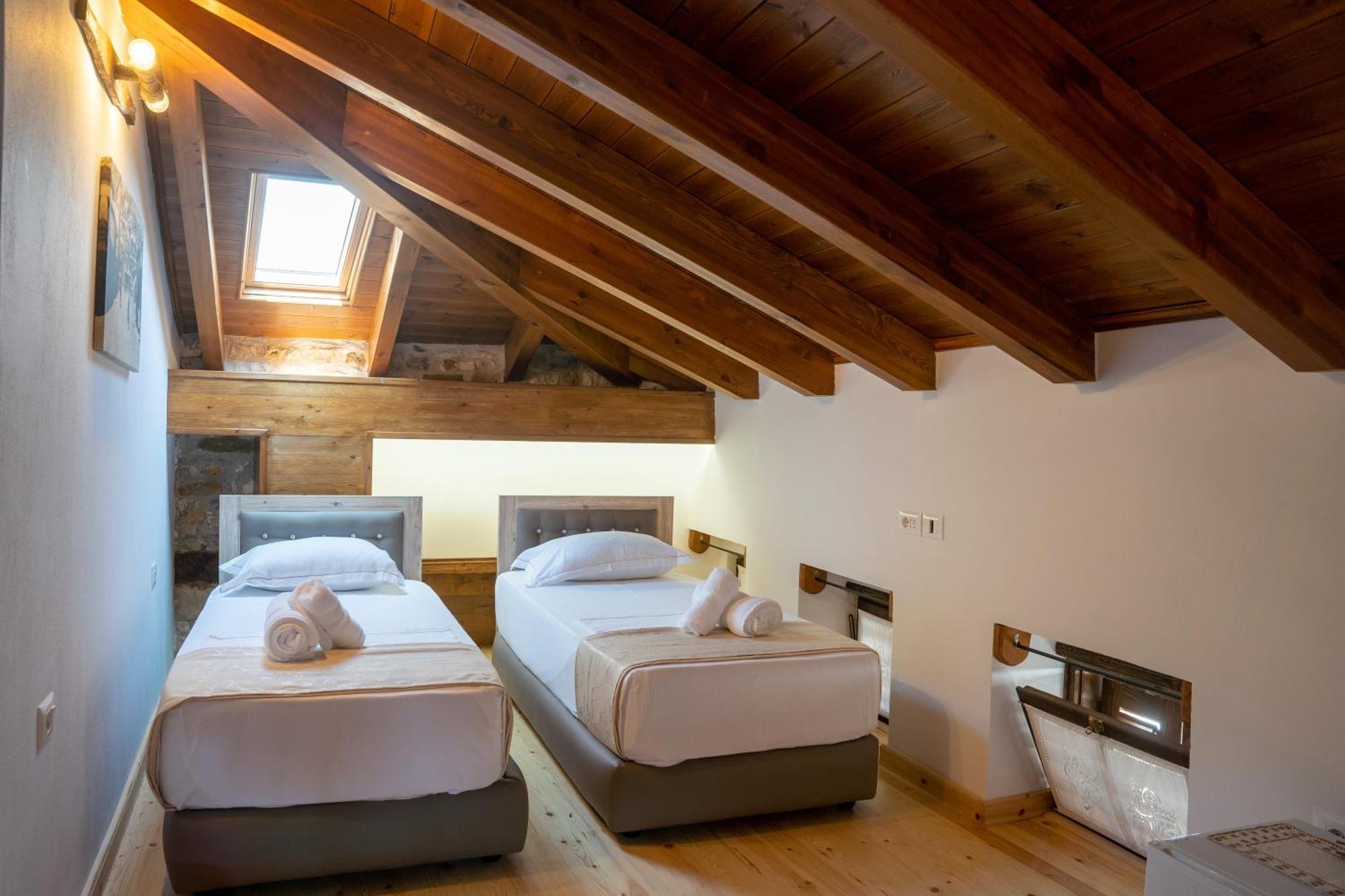 בראט Hotel Kapllani חדר תמונה