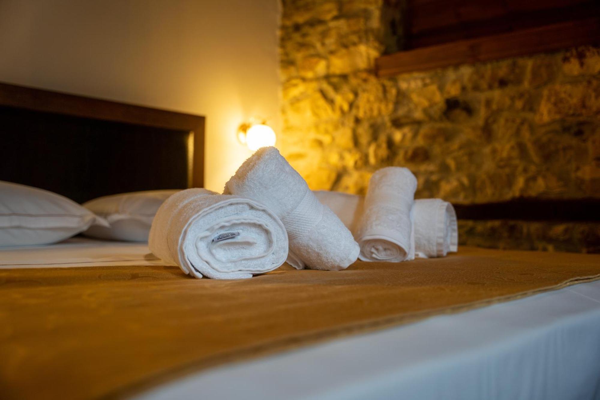 בראט Hotel Kapllani חדר תמונה