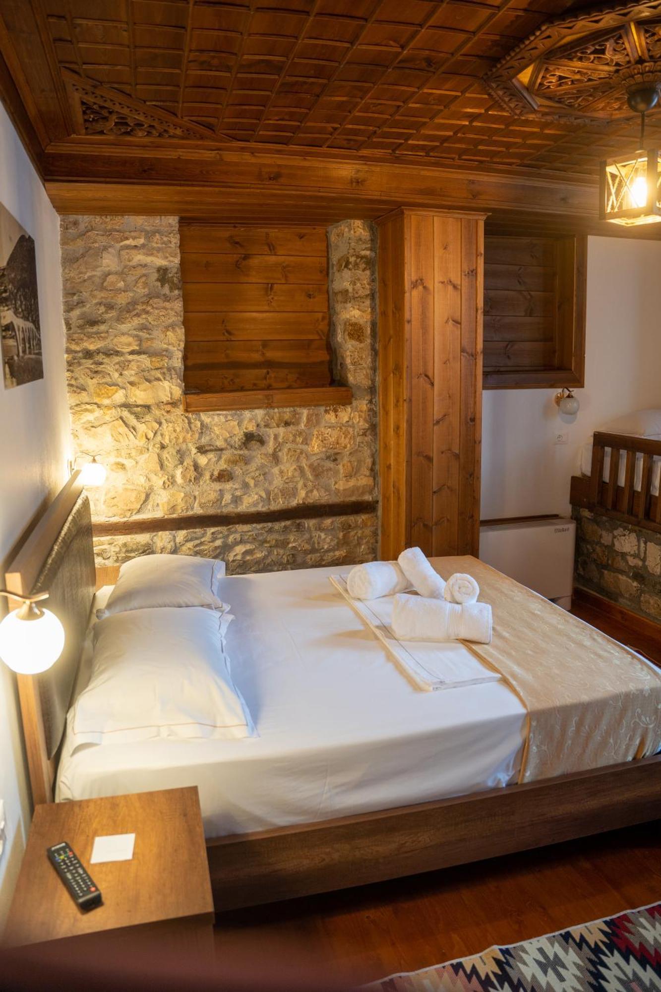 בראט Hotel Kapllani חדר תמונה